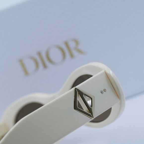 Final Price! Dior CD DIAMOND R1I 50F0 Sunglasses